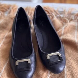 Elegant Black Women's Flats with Silver Buckle